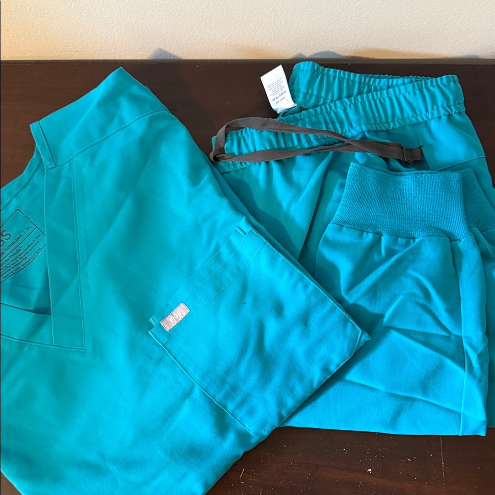 Figs Men's Scrub Set in Teal XL PO 1772